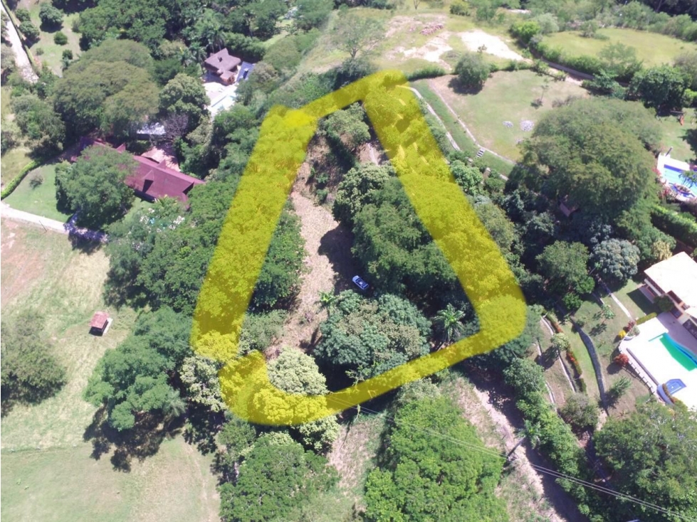 Venta de lote en Santa Fe de Antioquia unidad cerrada — foto 3