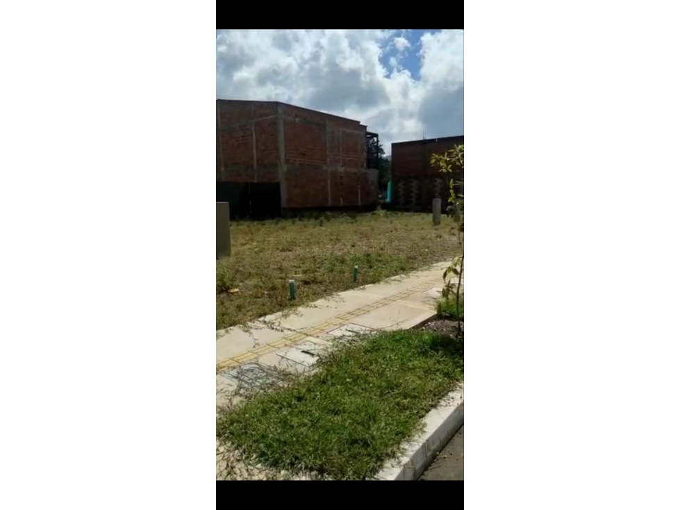 Vendo lote urbano cerca de parque lineal La Aldea en la Ceja Antioquia — foto 2