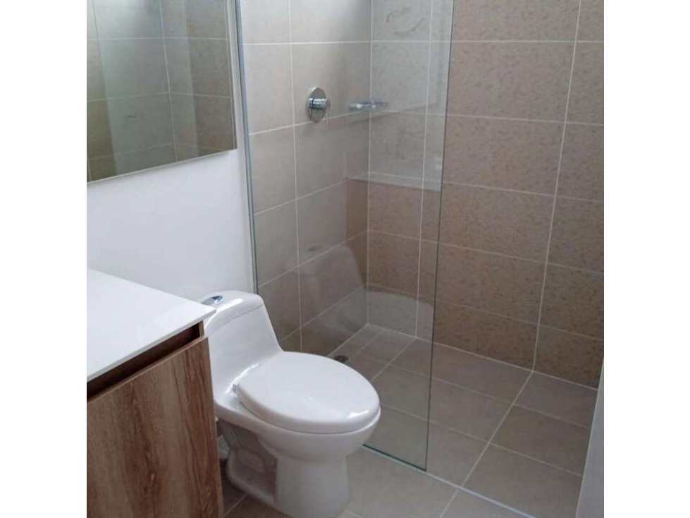 Vendo apartamento en el poblado cerca al parque y estación metro — foto 4