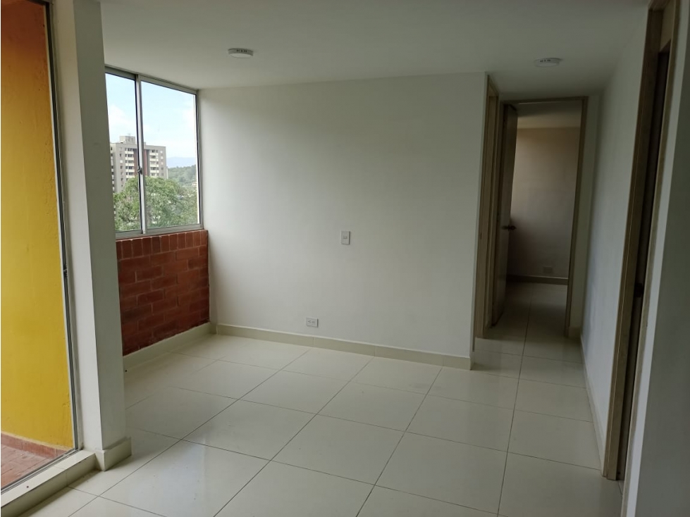 Vendo apartamento cerca colegio canadiense la Estrella — foto 4