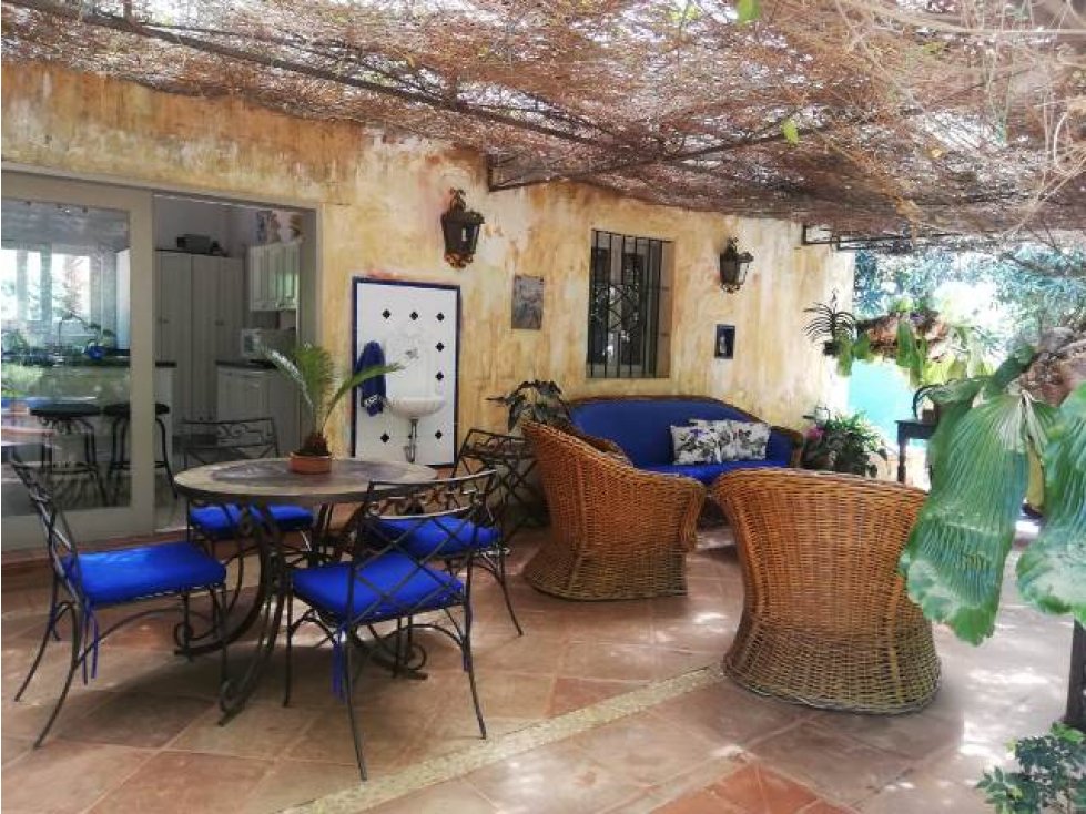 VENDO CASA LOTE CON PISCINA CERCA AL PARQUE LLERAS 1050 M2 — foto 5