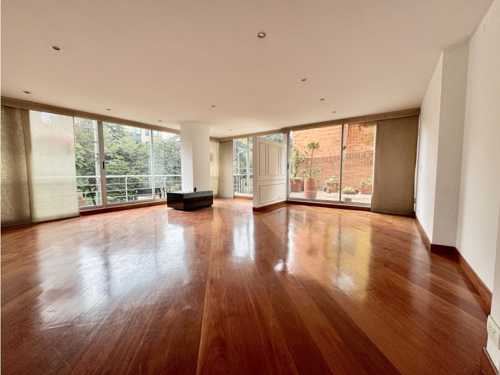 VENDEMOS SANTA PAULA APARTAMENTO CON TERRAZA — foto 4