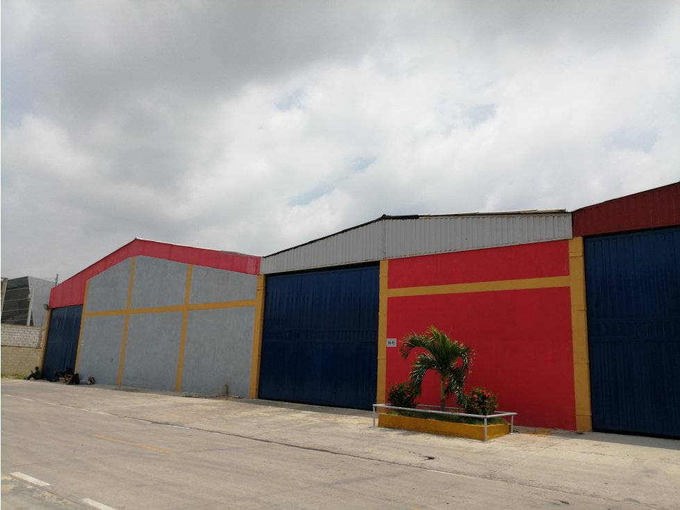 ALQUILER DE BODEGA EN CIRCUNVALAR BARRANQUILLA