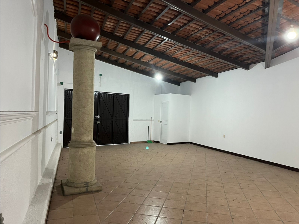 Bodega Comercial Renta en Tlaquepaque | Zona Río Nilo y Av. Patria - 2