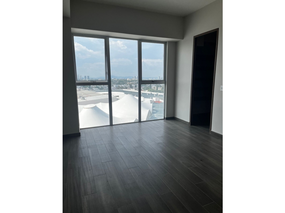 Renta de Departamento de Lujo | Piso 10, Zona Ciudadela Zapopan - 2