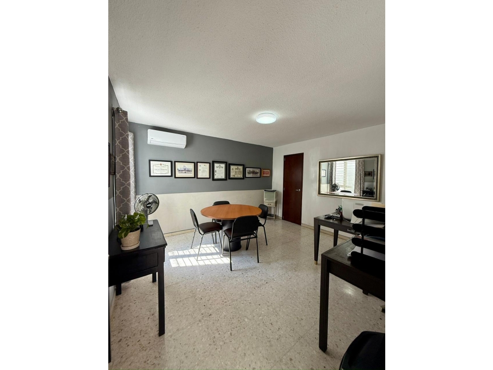 SE VENDE CASA EN PROVIDENCIA 2DA SECCION GUADALAJARA - 1