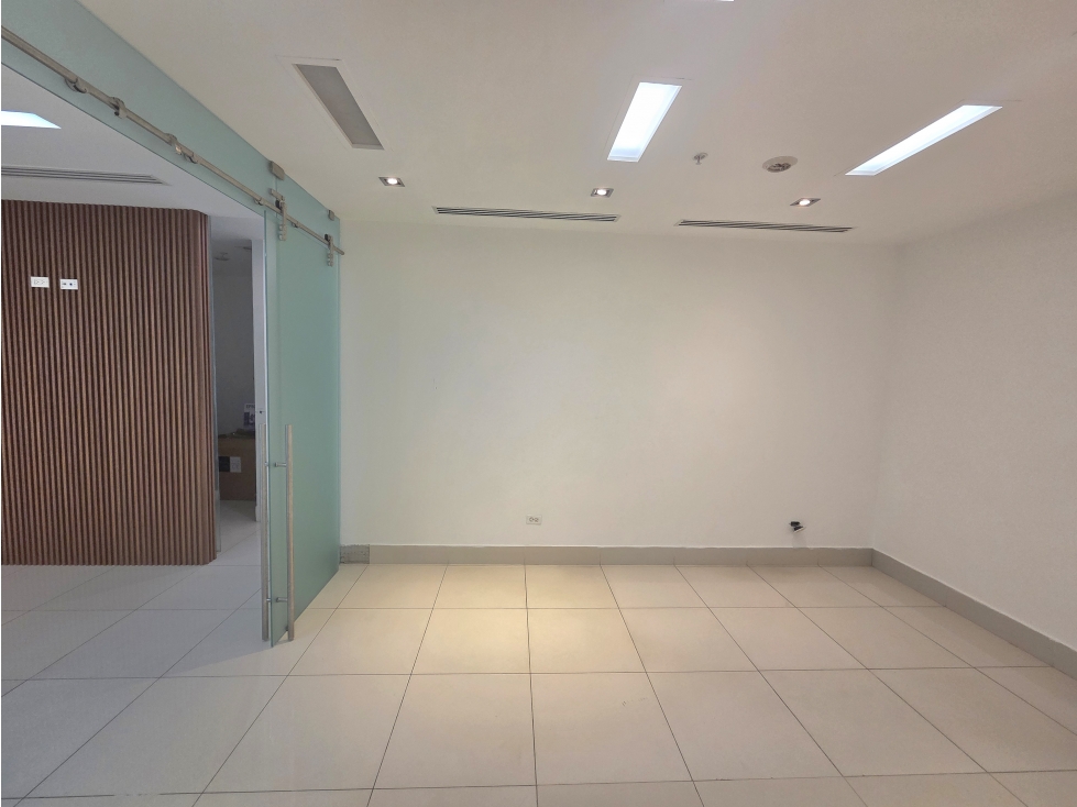 OFICINA TORRE DE LAS AMERICAS - PUNTA PACIFICA - VENTA — foto 2