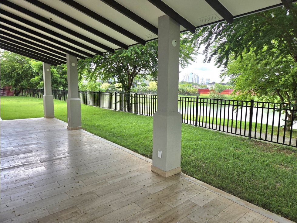 THE WOODS - SANTA MARIA - VENTA