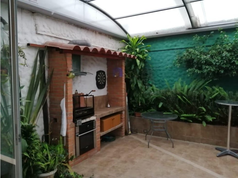SE VENDE CASA CON TERRAZA SANTA PAULA.P — foto 4