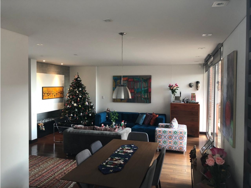 SE VENDE APARTAMENTO EN LOS ROSALES.A