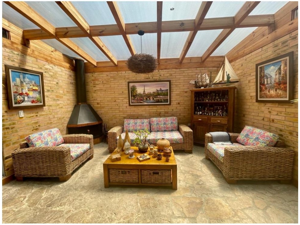 SE VENDE HERMOSA CASA EN CAJICA. A