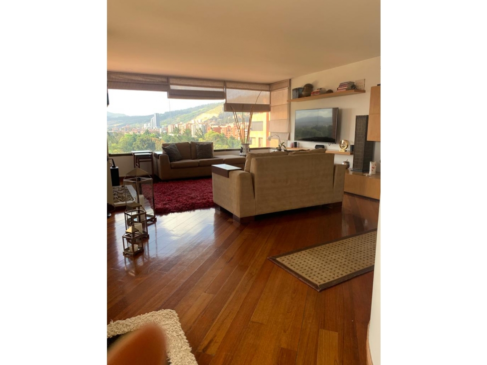 SE VENDE HERMOSO APARTAMENTOPENTHOUSE DUPLEX EN RECODO DE COUNTRY. T/A