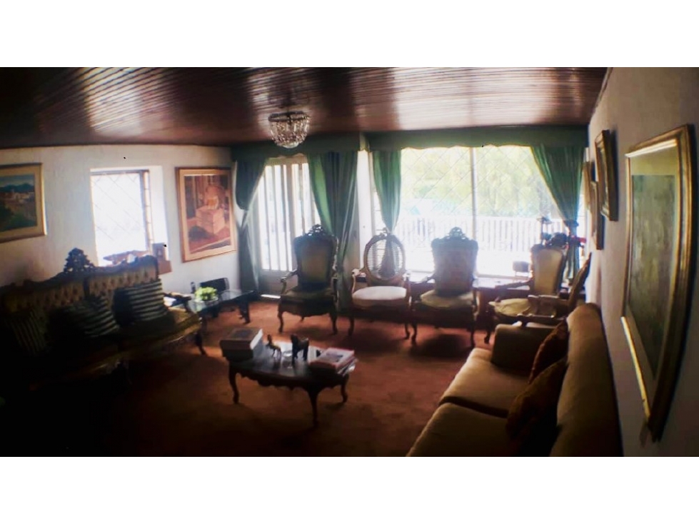 SE VENDE HERMOSA CASA EN VILLA MAGDALA. P