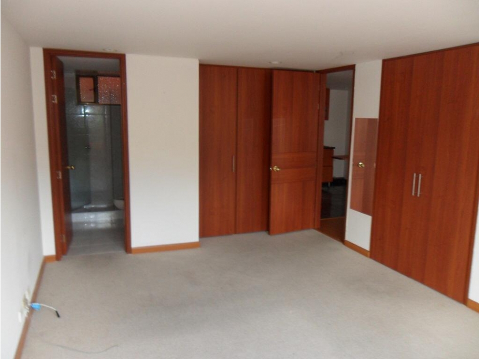 SE VENDE HERMOSO APARTAESTUDIO ARRENDADO EN LISBOA. P — foto 4