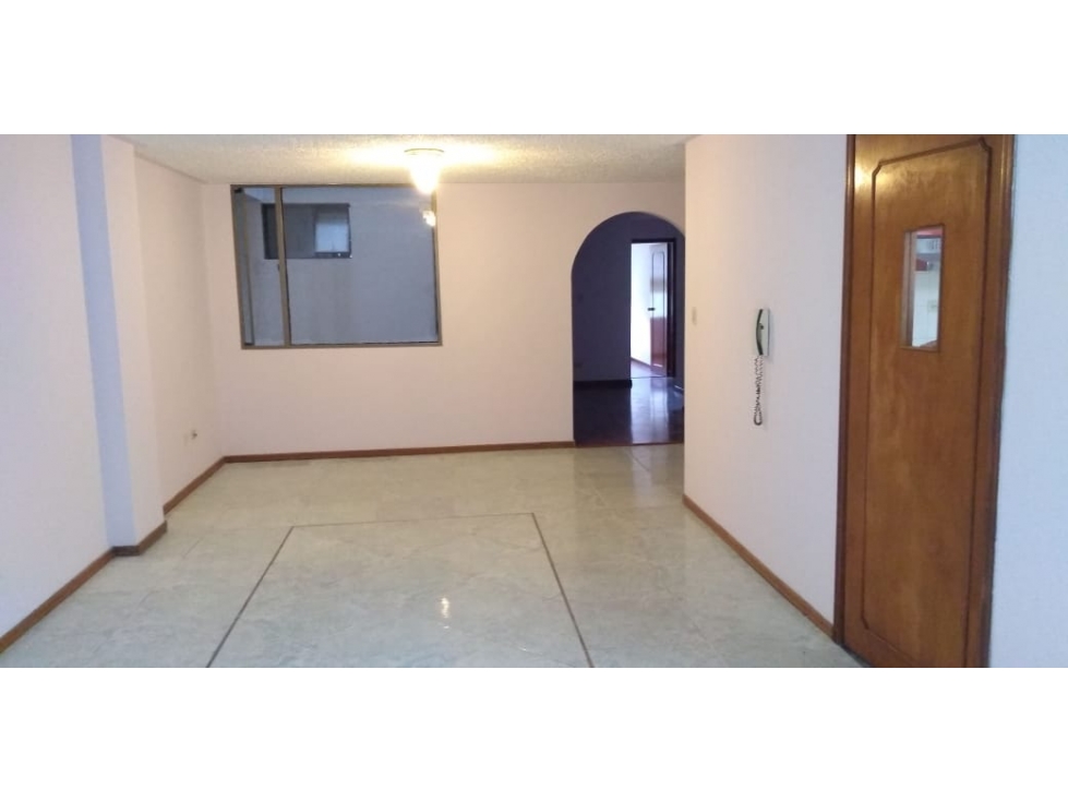 SE VENDE HERMOSO APARTAMENTO EN CEDRITOS. P