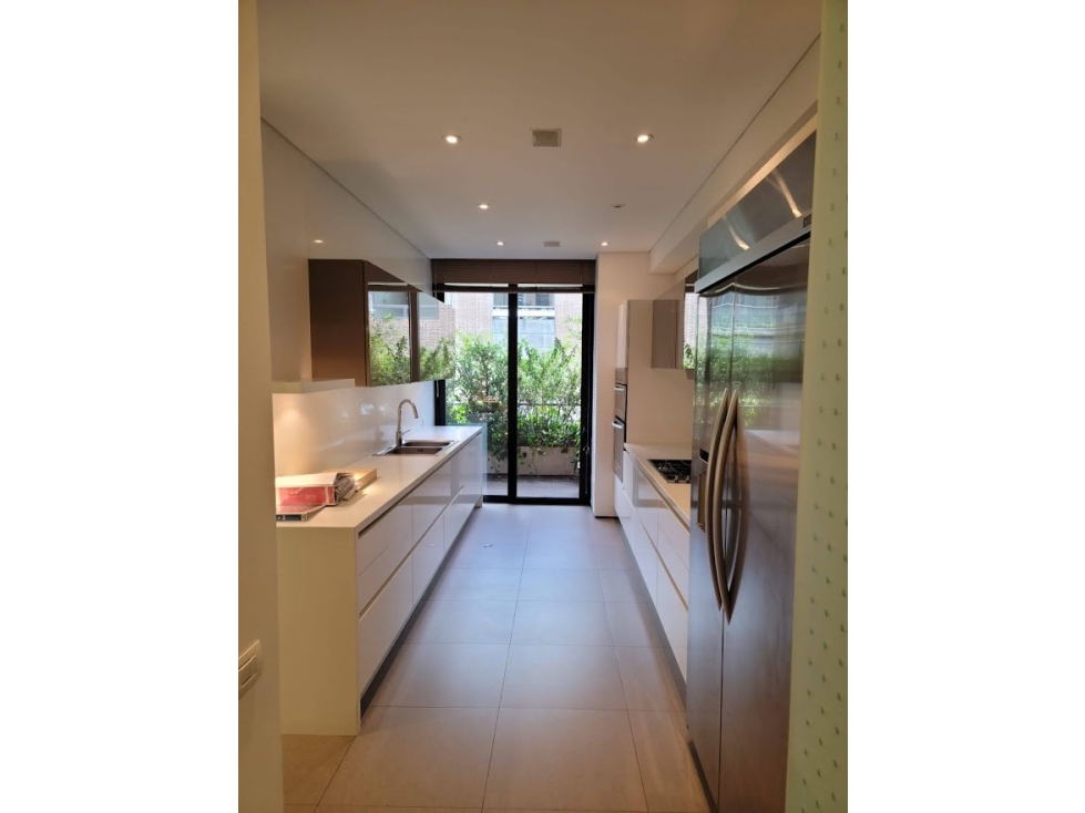 SE VENDE APARTAMENTO ARRENDADO EN LOS ROSALES. A — foto 6