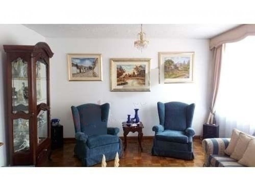 SE VENDE CASA EN PONTEVEDRA.P