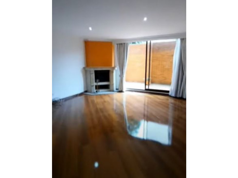 SE ARRIENDA APARTAMENTO EN SANTA BARBARA. P - 6