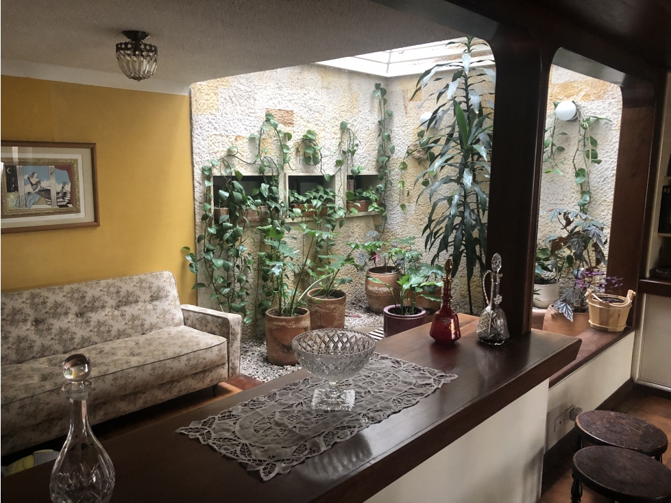 SE VENDE CASA EN SANTA PAULA.P