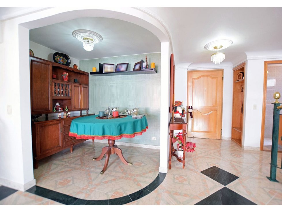SE VENDE APARTAMENTO DUPLEX EN SANTA PAULA.T/P - 5