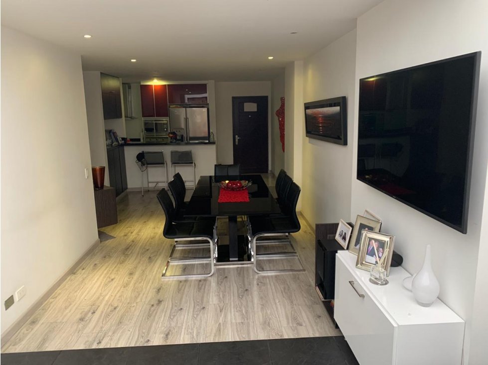 VENDO LINDO APARTAMENTO EN CHICO.A