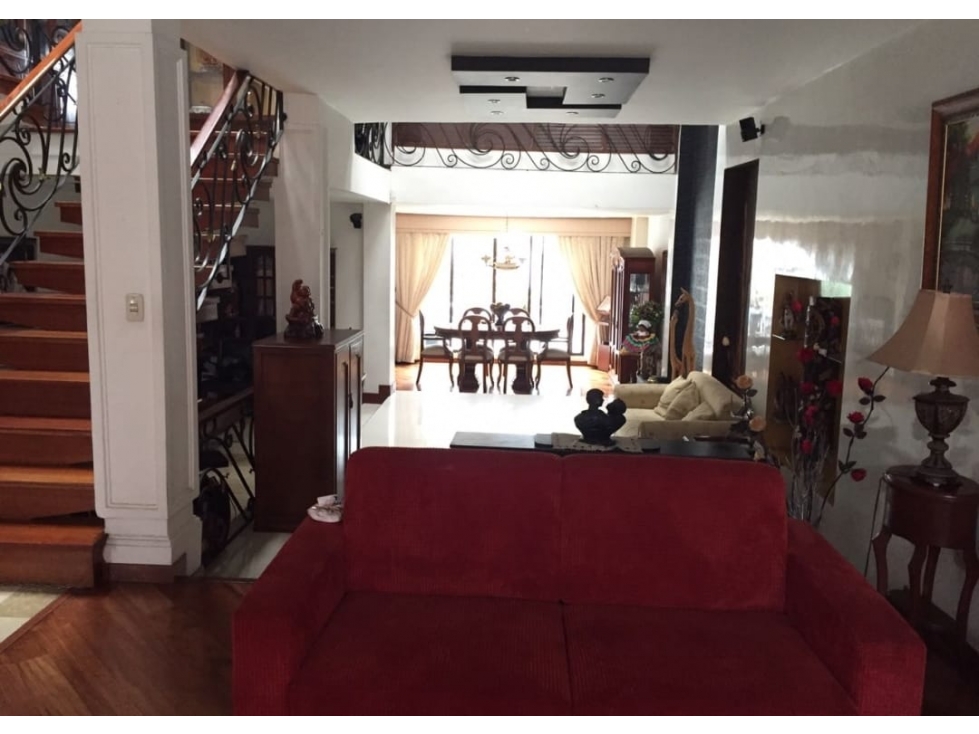 SE VENDE CASA EN ALHAMBRA.A - 5
