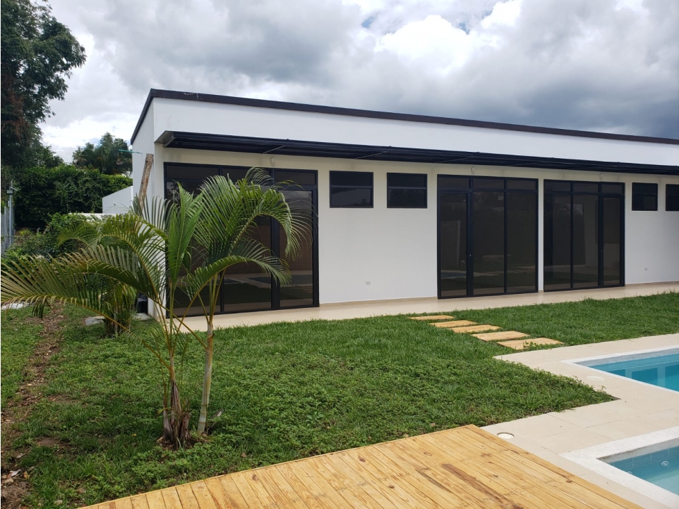 VENDO CASA CAMPESTRE NUEVA PARA ESTRENAR? EN LA MESA.CUNDINAMARCA. P - 3