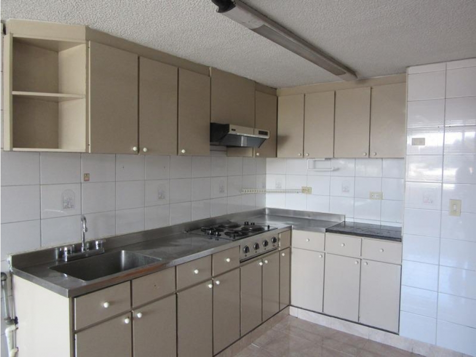 SE VENDE HERMOSO APARTAMENTO EN SANTA ANA OCCIDENTAL.A — foto 5