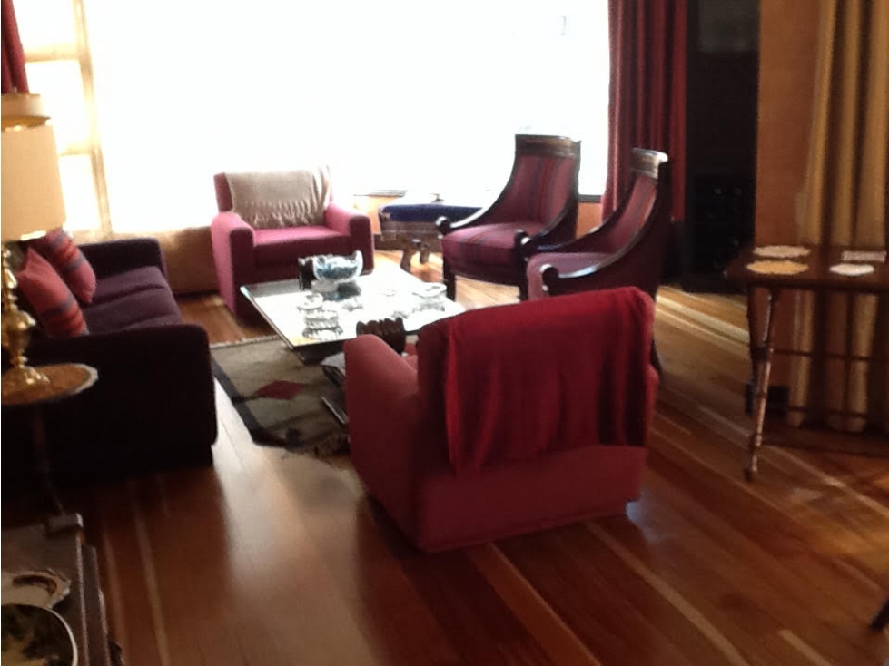 SE VENDE APARTAMENTO EN ROSALES.P