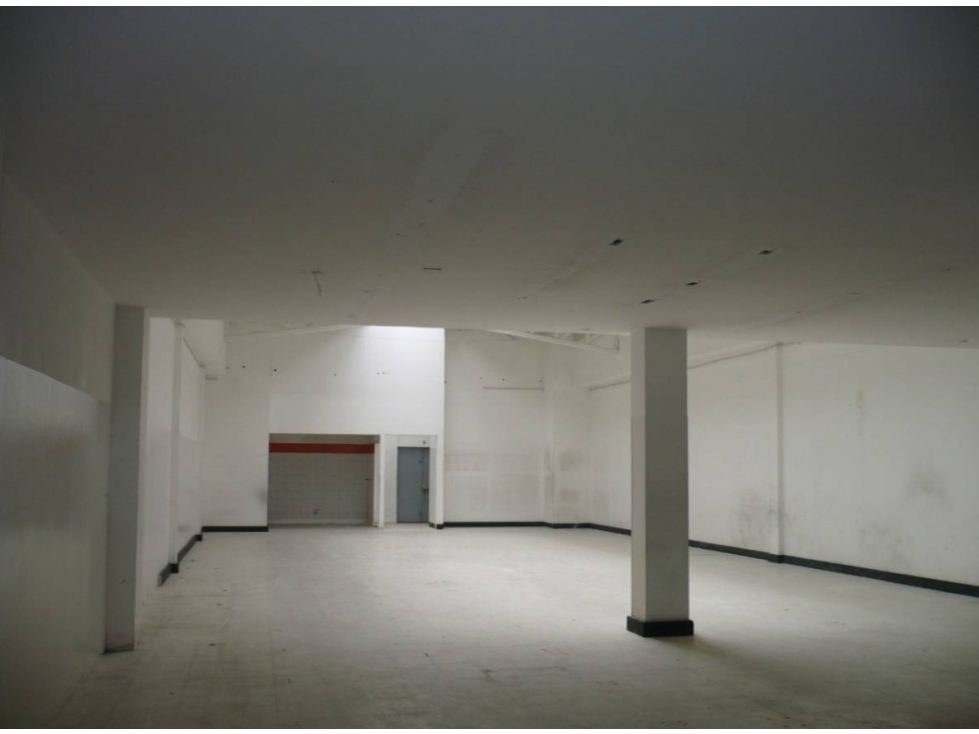 SE VENDE HERMOSA BODEGA EN CHAPINERO. A — foto 6