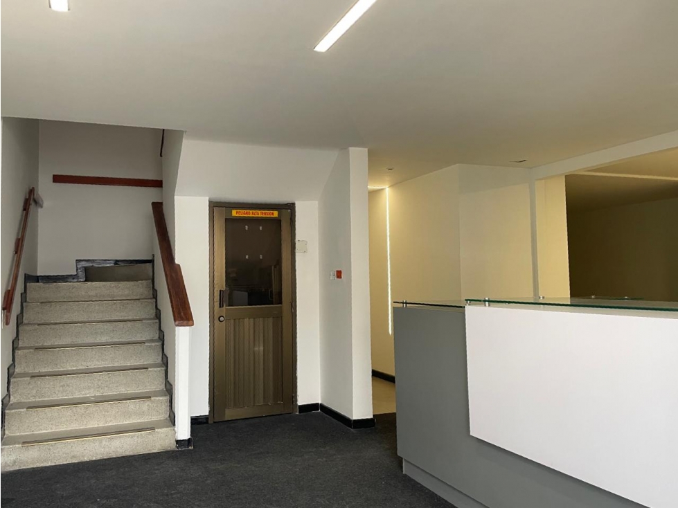 VENDO O ARRIENDO EDIFICIO EN LA CASTELLANA.A - 2