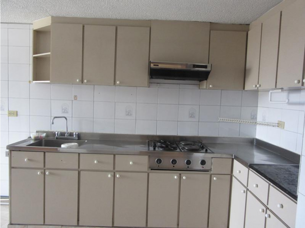 SE VENDE HERMOSO APARTAMENTO EN SANTA ANA OCCIDENTAL.A — foto 4