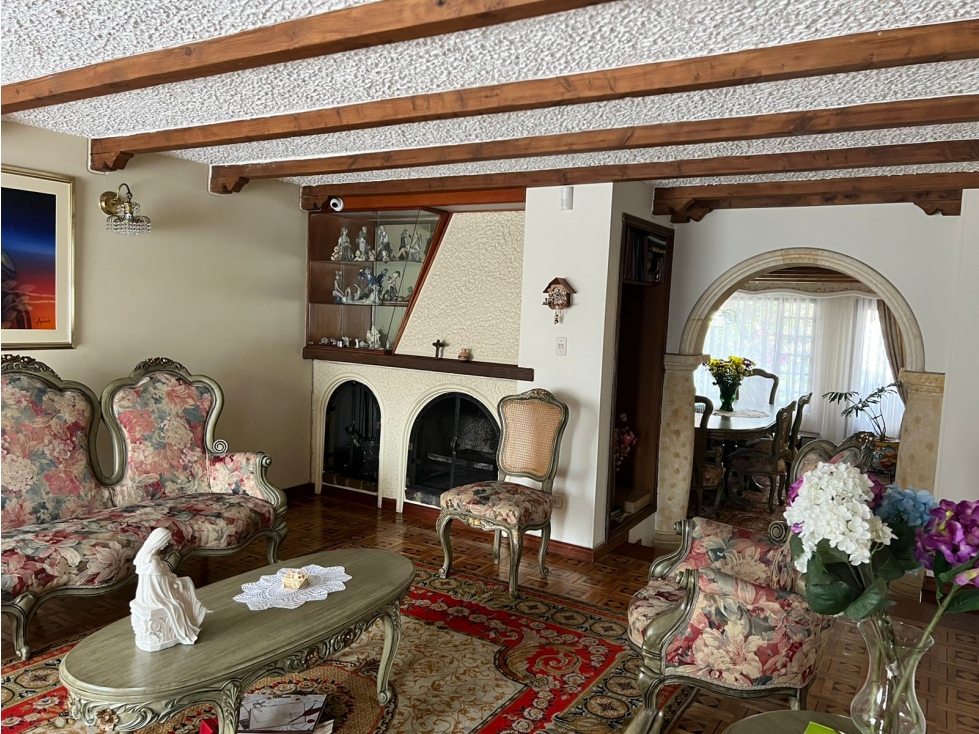 SE VENDE HERMOSA CASA EN CONTADOR. P