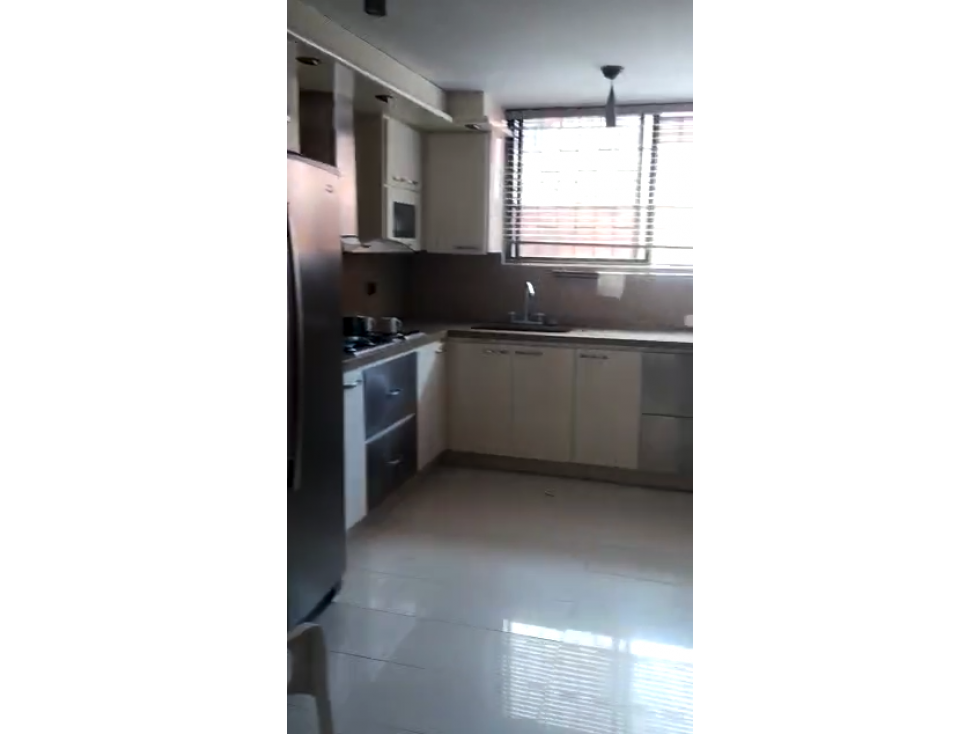 SE VENDE APARTAMENTO CON TERRAZA EN LA CAROLINA.P — foto 4