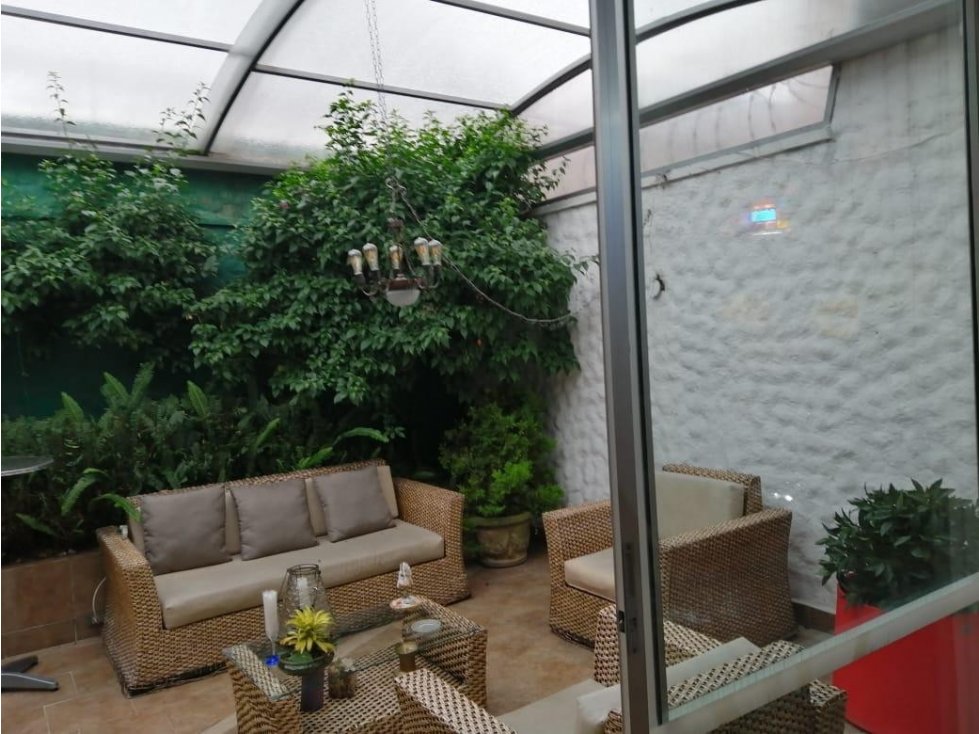 SE VENDE CASA CON TERRAZA SANTA PAULA.P — foto 5
