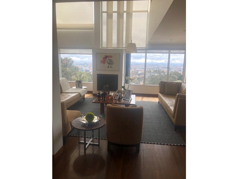 SE VENDE APARTAMENTO EN EL CHICO.A/T