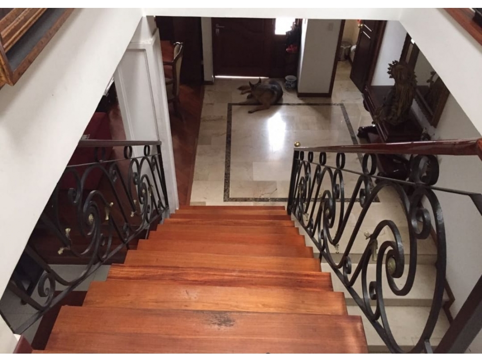 SE VENDE CASA EN ALHAMBRA.A - 4