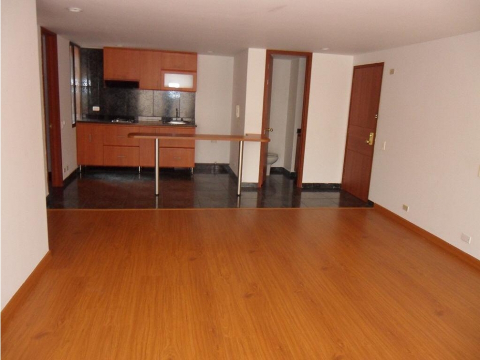 SE VENDE HERMOSO APARTAESTUDIO ARRENDADO EN LISBOA. P