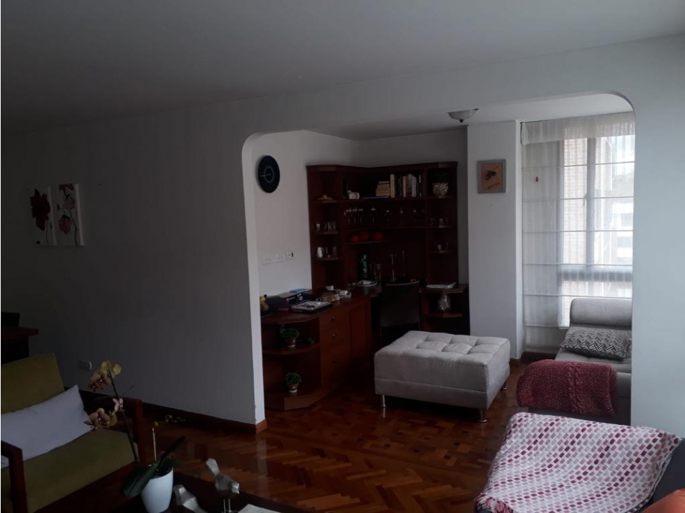 SE VENDE HERMOSO APARTAMENTO EN CHICO.A