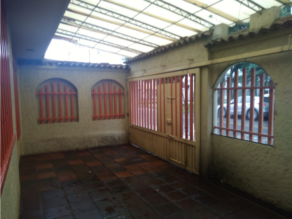 SE VENDE CASA EN NORMANDIA.A