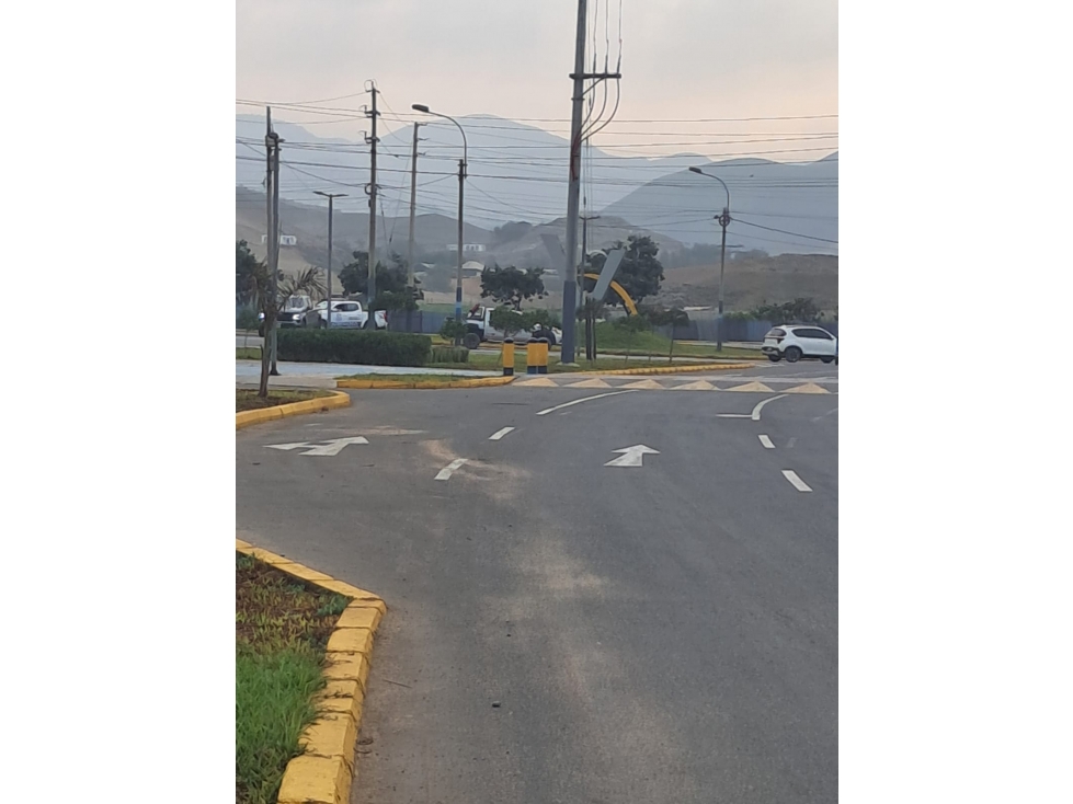 VENTA DE TERRRENO COMERCIAL EN AV. LA PLAYA VENTANILLA - 2