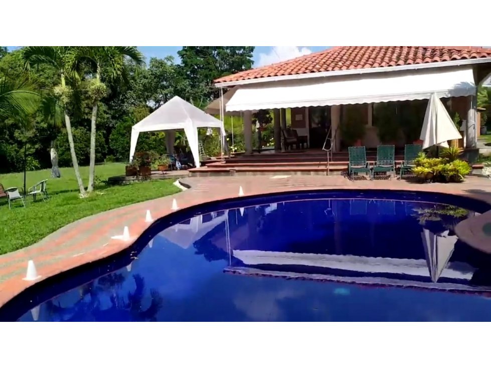 VENTA CASA CAMPESTRE CERRITOS PEREIRA