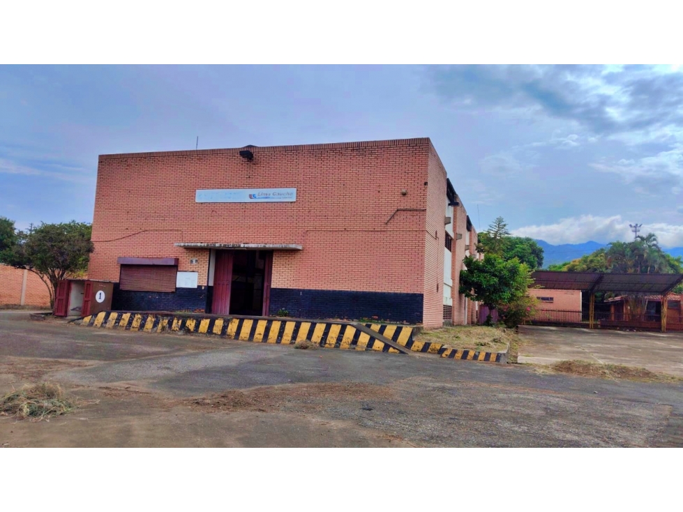 VENTA PARQUE INDUSTIRAL CON CUATRO BODEGAS EN ARROYOHONDO CALI YUMBO