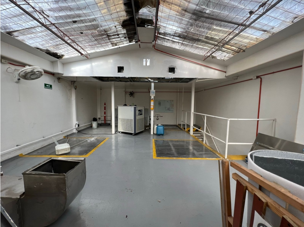 VENTA CASA COMERCIAL Y/O BODEGA VIA PRINCIPAL ALAMEDA CALI