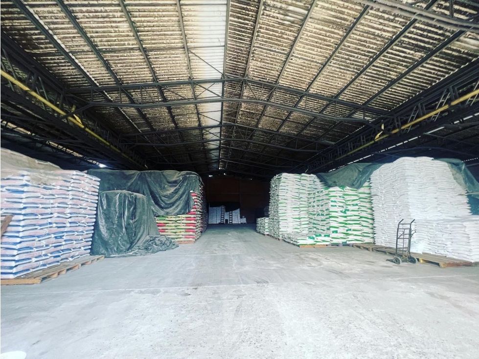 ARRIENDO BODEGAS CONDOMINIO LA NUBIA CANDELARIA - 3