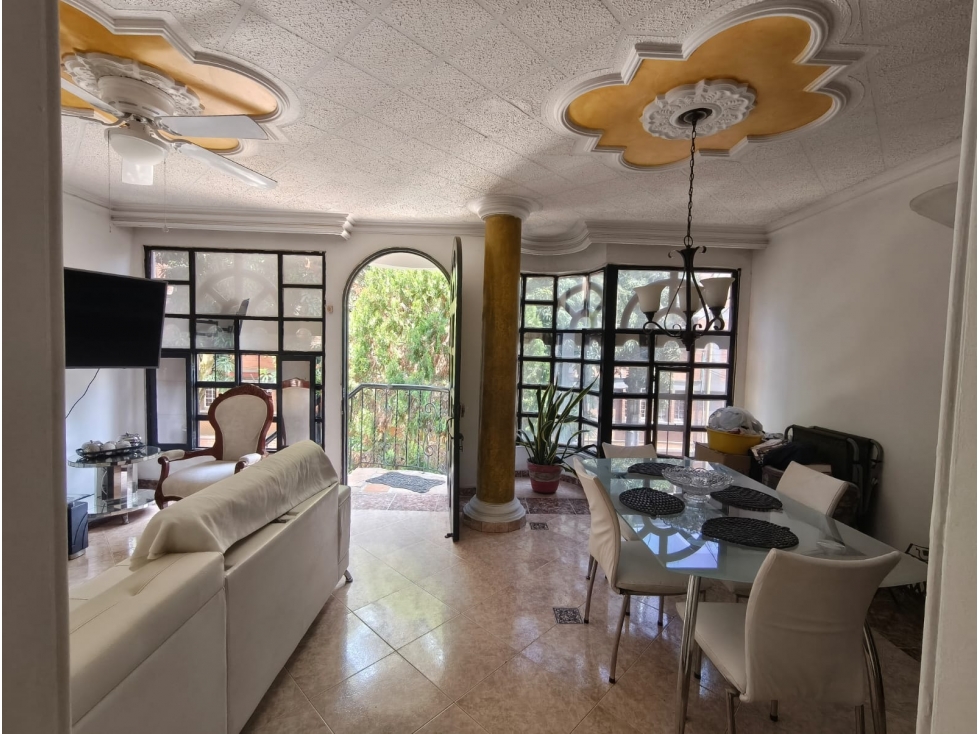 VENTA CASA BIFAMILIAR CIUDAD 2000 SUR DE CALI