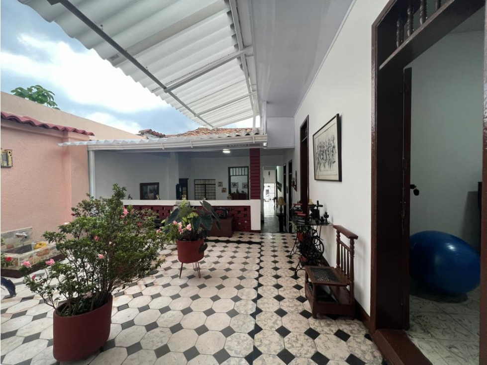 ARRIENDO CASA COMERCIAL SAN ANTONIO CALI