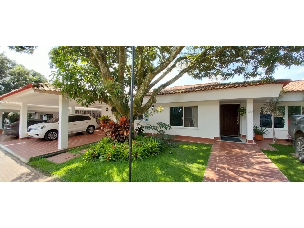 VENTA CASA EN CONDOMINIO PANCE - 1