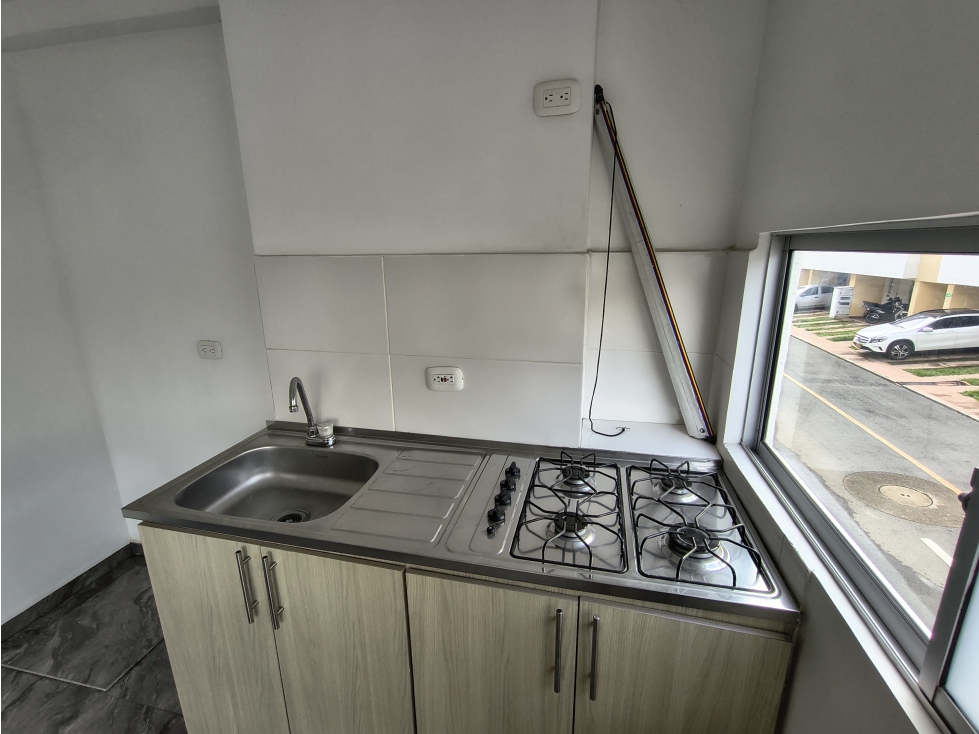 VENTA CASA TIPO TOWNHOUSE PARQUE BAMBU AV. SACHAMATE JAMUNDI — foto 5