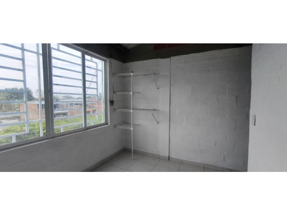 Arriendo apartaestudio servicios incluidos ciudad modelo Cali. — foto 6